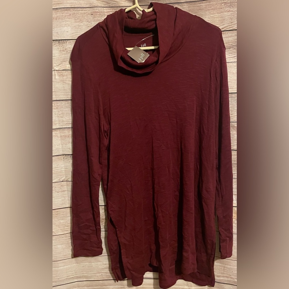 New J Jill Women’s cowl neck tunic. Maroon. Medium.